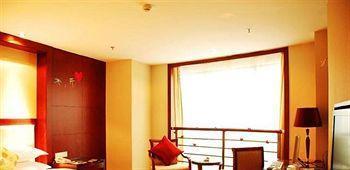 Junyuan Huatian Hotel - Huaihua Fenghuang Extérieur photo