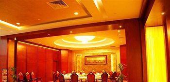 Junyuan Huatian Hotel - Huaihua Fenghuang Extérieur photo